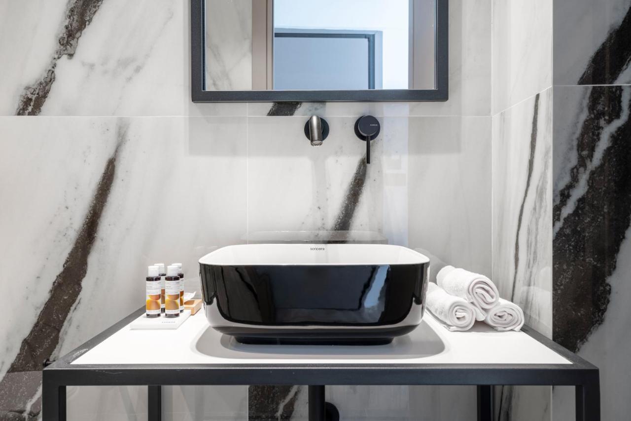 Ermou 40 Suites Атина Екстериор снимка