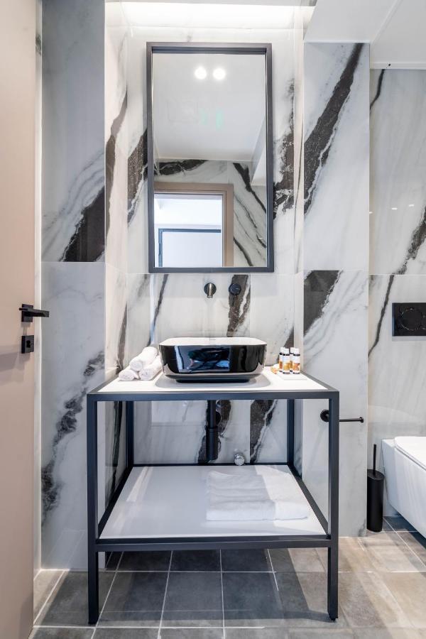 Ermou 40 Suites Атина Екстериор снимка